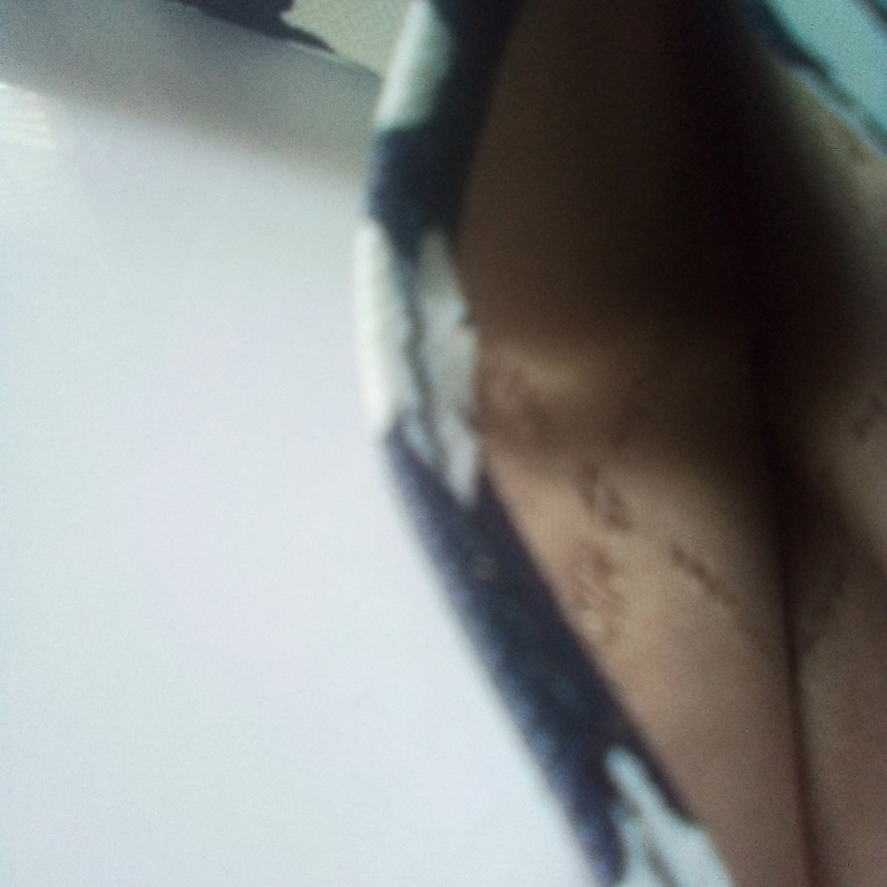 Michael Kors large wallet and card case holder - Picture 6 of 9